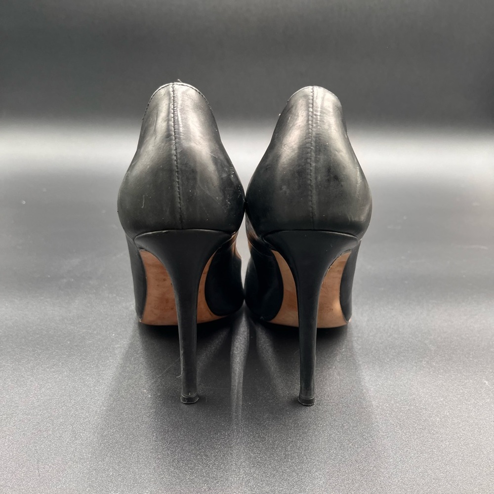 Alexandra Stiletto pumps In Black soft leather - Picture 4 of 7
